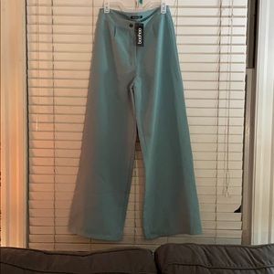 Wide Leg Tailored Trouser